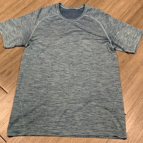 Lululemon Metal Vent Tech Blue Short Sleeve size M - Picture 7 of 12